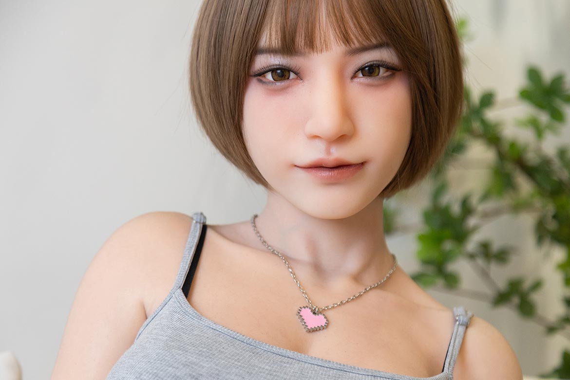  诺拉